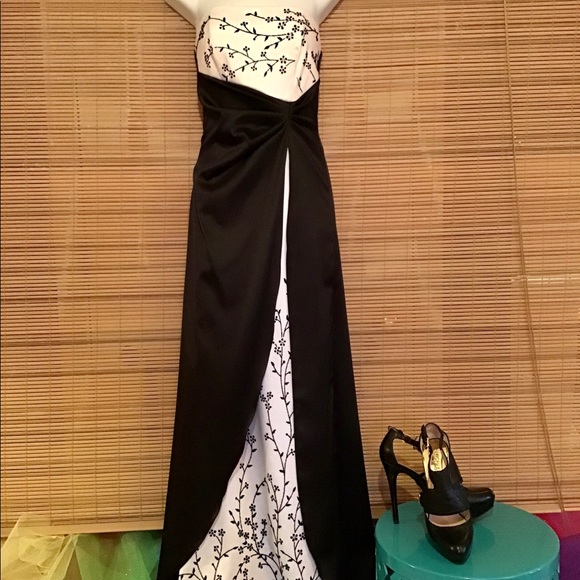 RAMPAGE Very nice formal🌷pageant, prom, parties - Picture 3 of 8